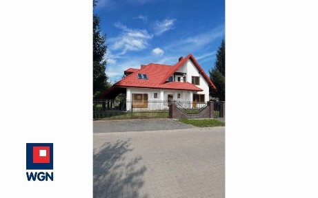 Dom, 334 m², Pajęczno