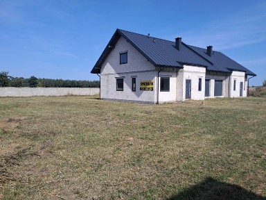 Dom jednorodzinny BLIŹNIAK 185m dzialka 1000m KRZYWANICE BEZPOŚREDNIO surowy zamknięty