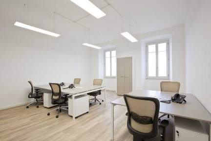 Wprowadź się do gotowej do użycia przestrzeni biurowej dla 15 pracowników w Regus Sheraton Plaza