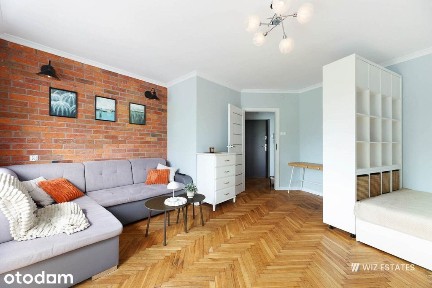 Duża kawalerka z osobną kuchnią na ul. Kmieca