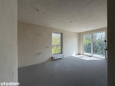 4-pokoje, łazienka + dodatkowe wc, ostatnia kondygnacja.