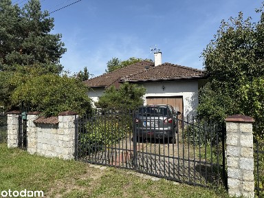 Dom parterowy z garażem i poddaszem do adaptacji Budczyce