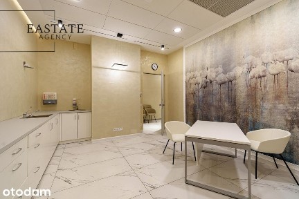 Wyjątkowy lokal 690 m² w sercu Starego Miasta