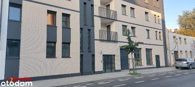 Na sprzedaż 1-pokojowe przestronne mieszkanie z osobną kuchnią