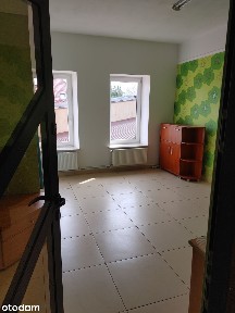 Wynajmę pomieszczenia biurowe (gabinety)