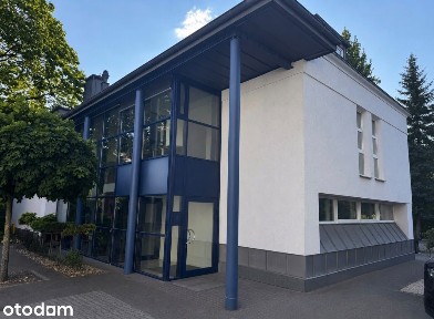 Prestiżowy Lokal biurowo - usługowy przy ul.W.Polskiego 154 + Parking