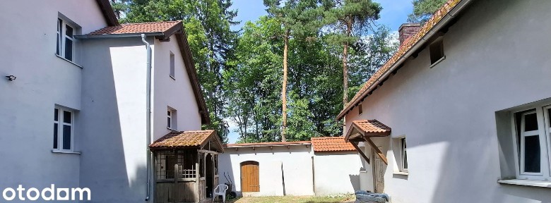 Stylowy dworek na wynajem z dużą działką