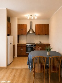 Mieszkanie z balkonem, komórką lokatorską i garażem tuż przy Koneserze