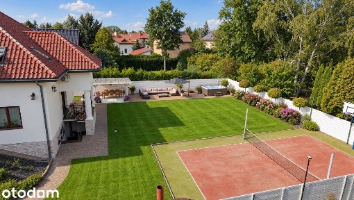Dom w Legionowie blisko lasu | 1400 m² | boisko | sauna | kino