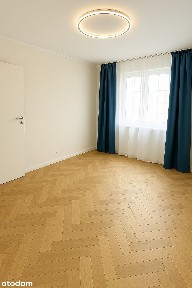4 pok- balkon / DNI OTWARTE/Hala GARAŻOWA / 12min Tramwajem do Centrum