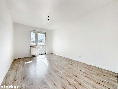 Płaszów / 3 niezależne pokoje oraz osobna kuchnia / słoneczny balkon
