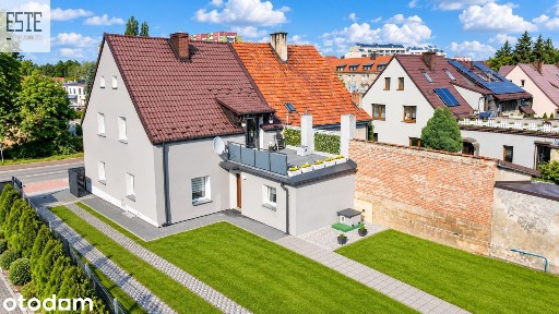 Przestronny dom, duży ogród i nie tylko.