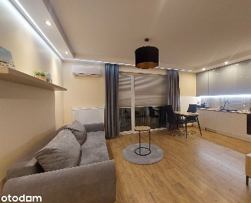 Nowoczesna kawalerka 29 m² z klimatyzacją - duży balkon - 4 piętro