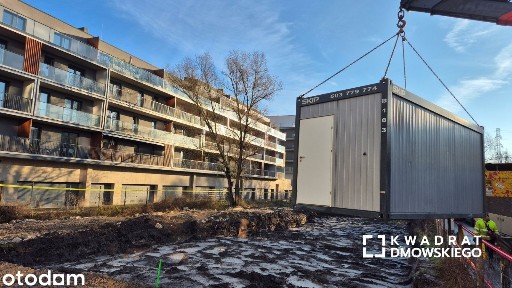 Wyjątkowe 2 pokojowe na II p. Balkon od południa. Drzewa