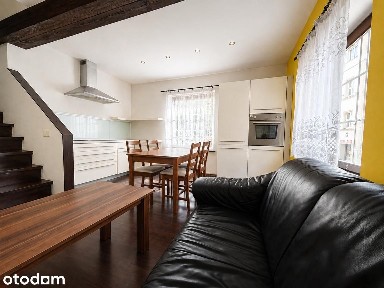Dwupoziomowe mieszkanie o powierzchni 52 m², 1 piętro.