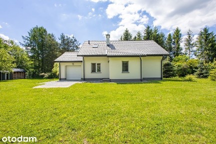 Atrakcyjna posiadłość w wyjątkowym miejscu Folusz