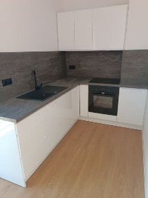 2 - pokojowe, bezczynszowe mieszkanie w Lesznie