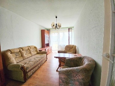 Na sprzedaż mieszkanie o pow. 48m2 z balkonem i piwnicą - Os. Pod Lipami