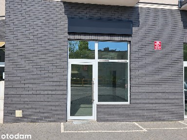 LOKAL USŁUGOWO-HANDLOWY 40,93 m² | ŚCISŁE CENTRUM STRZELNA | WITRYNA