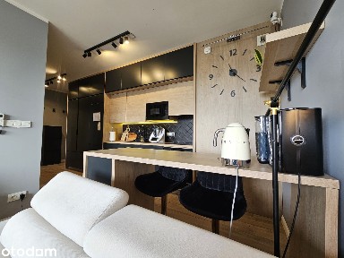 3 pokoje, duży balkon, klima i komórka przy mieszkaniu + GARAŻ