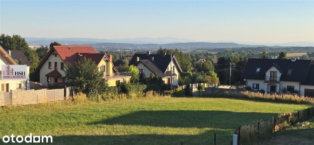 Wola Zachariaszowska,wolnostojący, widok na góry