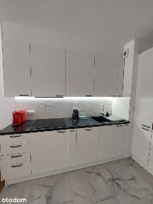 Bezpośrednio mieszkanie 2 pokojowe z miejscem postojowym