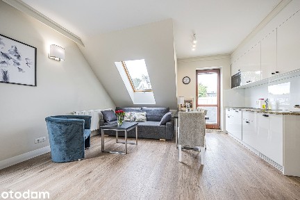 Dwu poziomowy apartament 60 m2 z parkingiem na posesji w cenie