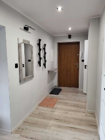 Mieszkanie dwupokojowe, w Gliwicach z widokiem na centrum przesiadkowe, na wynajem.