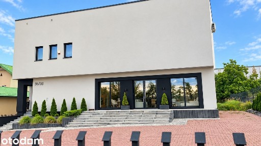 Do wynajęcia przestronny lokal handlowo-usługowy o powierzchni 137 m²
