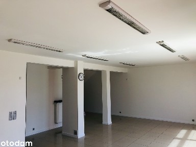 LOKAL - parter, duża witryna, parking