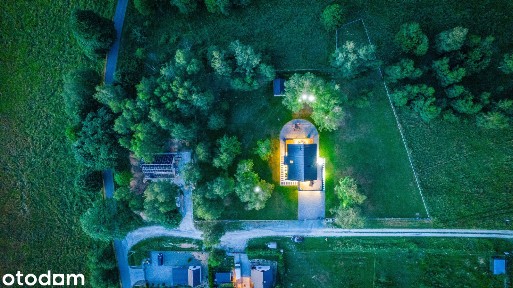 Nowoczesny dom z panoramicznym widokiem na góry