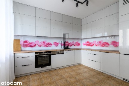 120 m² | 150 m od Metra Natolin | 2 loggie