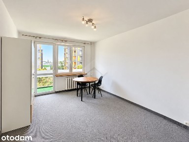 Kraków - Kawalerka 31 m² | Osobna kuchnia | Parking za szlabanem
