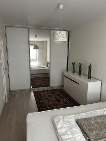 Mieszkanie na wynajem 2 pokojowe z balkonem na strzeżonym osiedlu w centrum.
