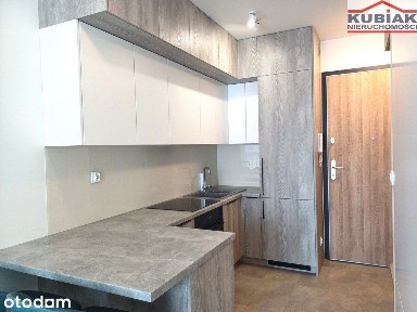 Apartament 32 m2 z m. garażowym - 5 min Pkp / Skm