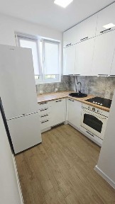 2 osobne pokoje, 43m2, po remoncie generalnym, 1km do centrum os.Dolinki