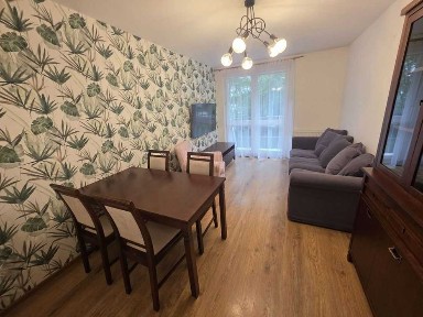 Przestronne i komfortowe mieszkanie, 3 pokoje, balkon, CO miejskie ul. Bezpieczna