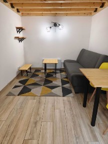 Przestrzenna, kawalerka z sypialnią na antresoli, po remoncie Zawodzie