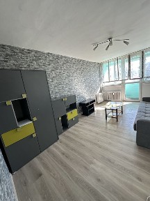 OKAZJA ! 2-pokojowe mieszkanie z balkonem na Osiedlu Piastowskim