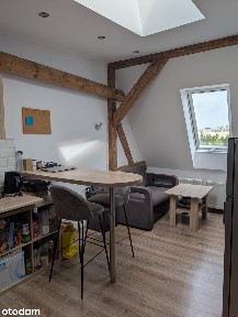 Komfortowe 2 pok. mieszkanie (klimatyzacja, światłowód, centrum)