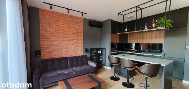 Loft w apartamentowcu 500m od Rynku 2xTV 75 i 55 garaż, airco, ochrona