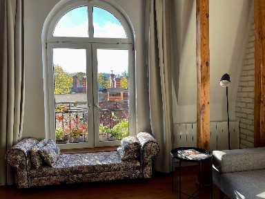Mieszkanie z pianinem w jednej z piękniejszych kamienic w Sopocie Lipowa