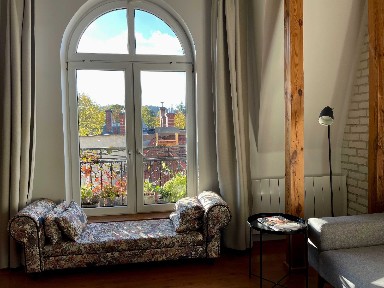 Mieszkanie z pianinem w jednej z piękniejszych kamienic w Sopocie Lipowa