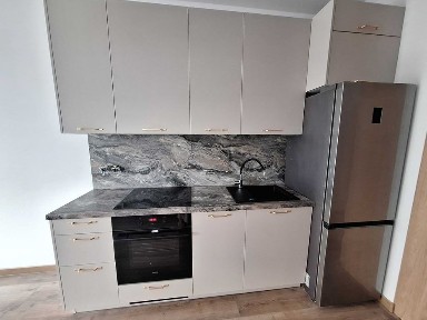 Kawalerka na wynajem w Global Apartments na 19 p. Zostań pierwszym najemcą.