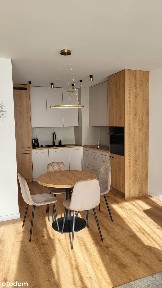 Nowoczesne 2 pokojowe, balkon, klimatyzacja, winda, wysoki standard