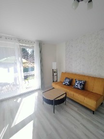 Słoneczne 2-pokojowe mieszkanie 49 m2 z ogródkiem 40 m2. WOLNE OD PAŹDZIERNIKA