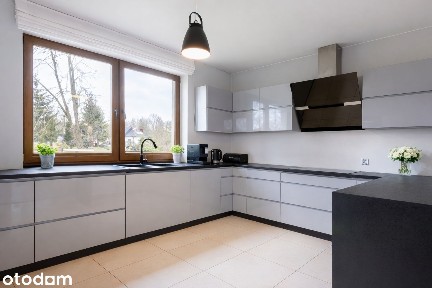 Komfortowy dom 224 m² gotowy do zamieszkania - 12 min do Rawy Maz.
