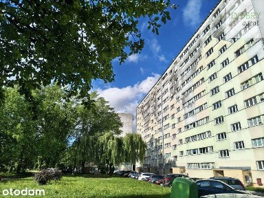 Rozkładowe, w świetnej lokalizacji na Teofilowie