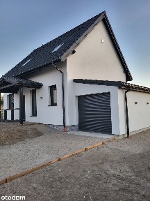 Dom jednorodzinny wolnostojący z garażem 800m w linii prostej do plaży