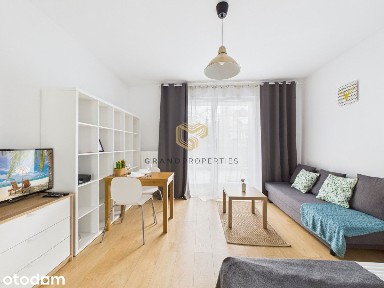 Bielany, studio z ogródkiem, ul. Czechowa